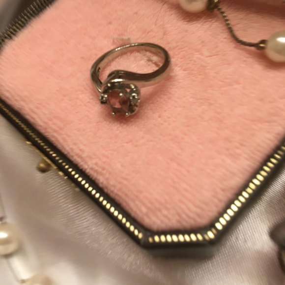 RARE vintage 10k white gold pink sapphire ring with diamonds - Picture 8 of 11